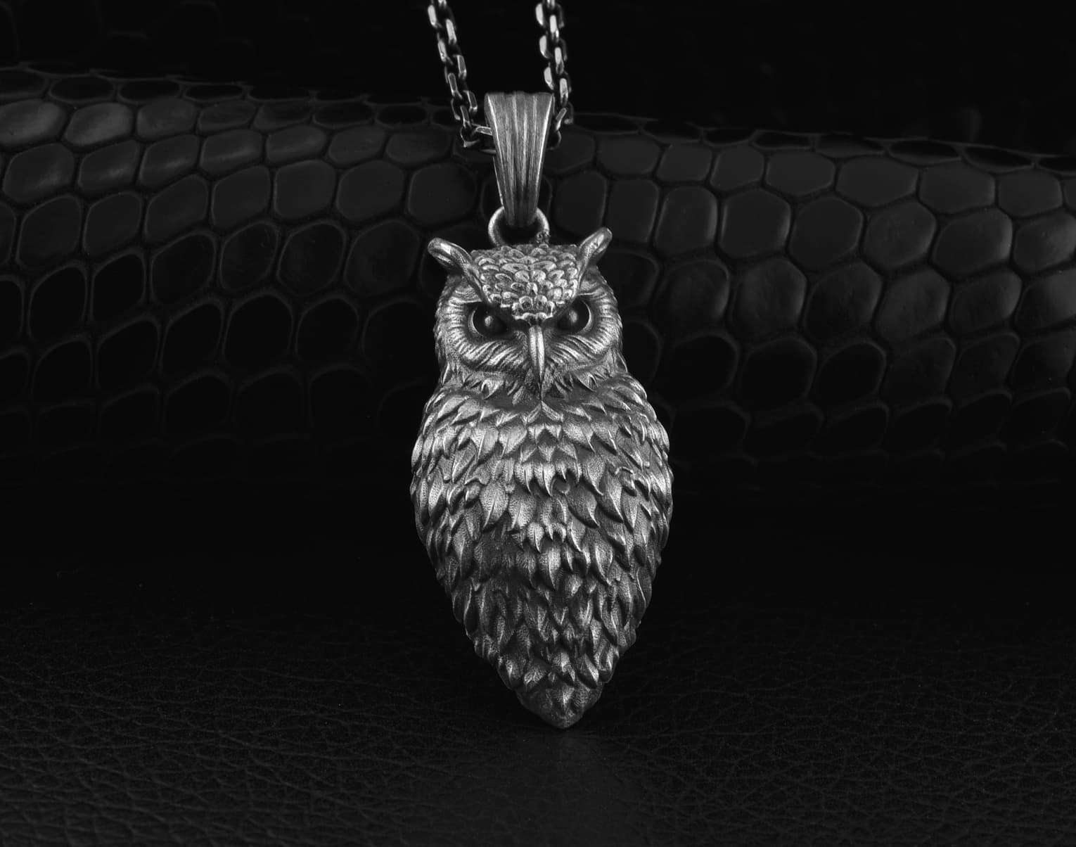 owl pendant no white line