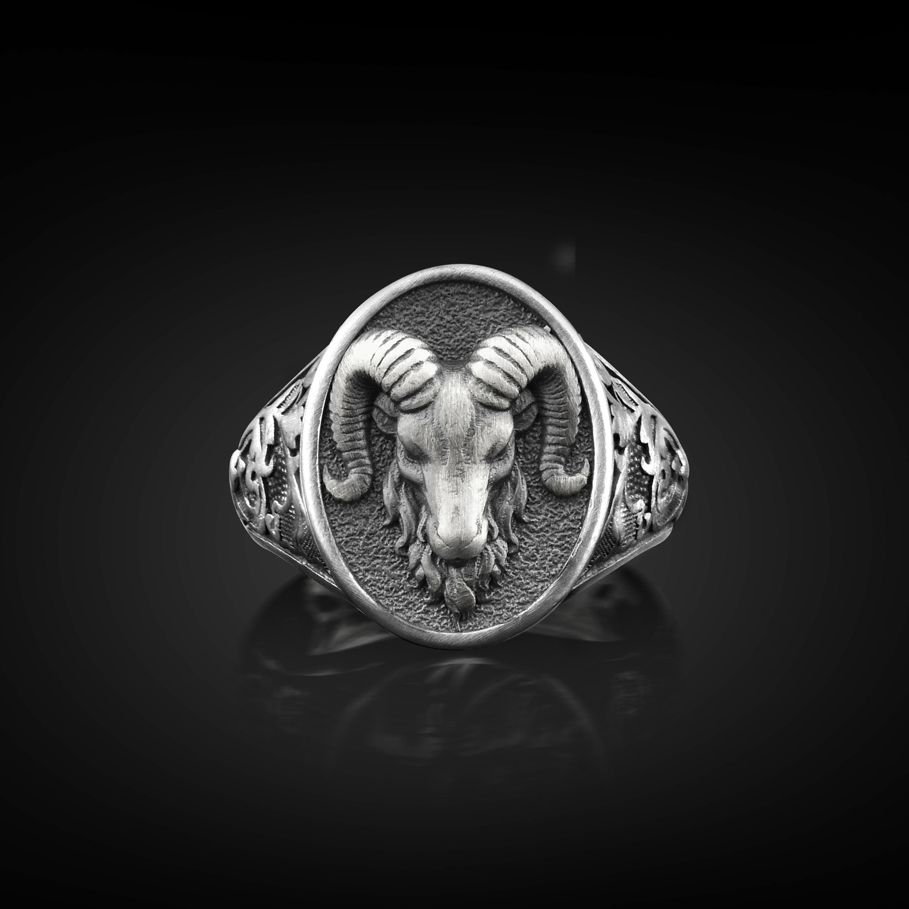 The Rollerstone Aries Ram Head Engraved Men Oval Signet Ring, Animal Lover Ring for Boyfriend in Silver, Zodiac Sign Jewelry for Husband, Memorial Men Gift jewellery