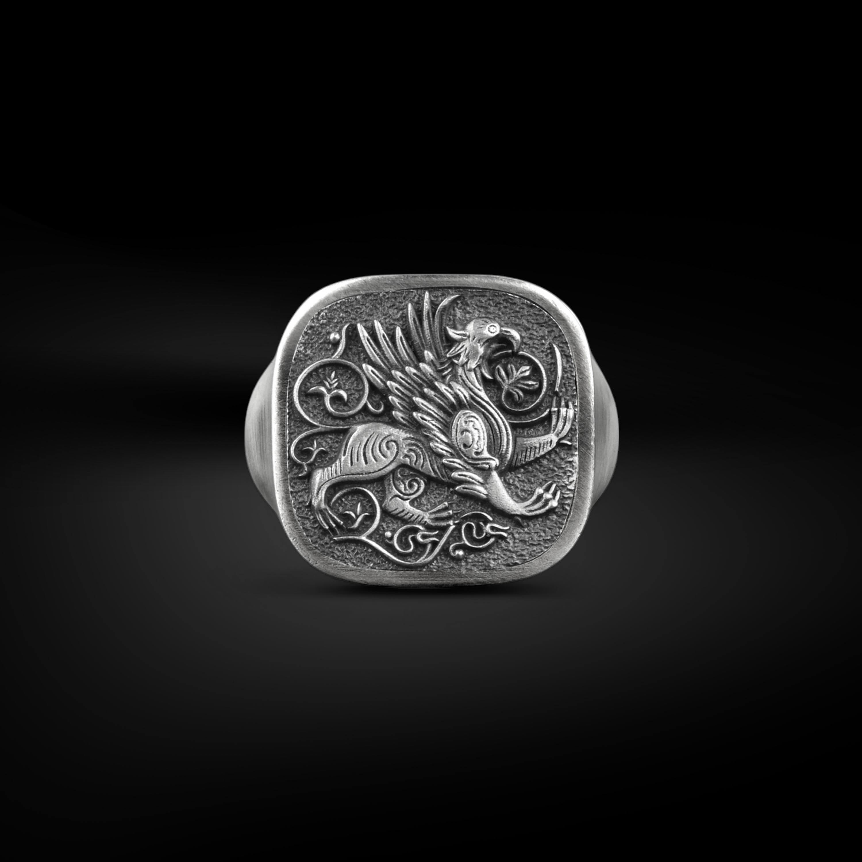 The Rollerstone Griffin Sterling Silver Unique Signet Men Ring, Gryphon Engraved Mythology Rings for Boyfriend, Medieval Fantasy Jewelry, Gift for Birthday jewellery